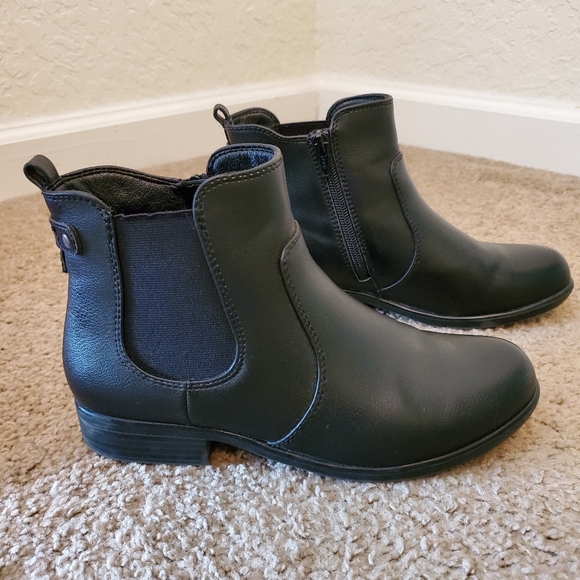 Booties - Picture 4 of 5